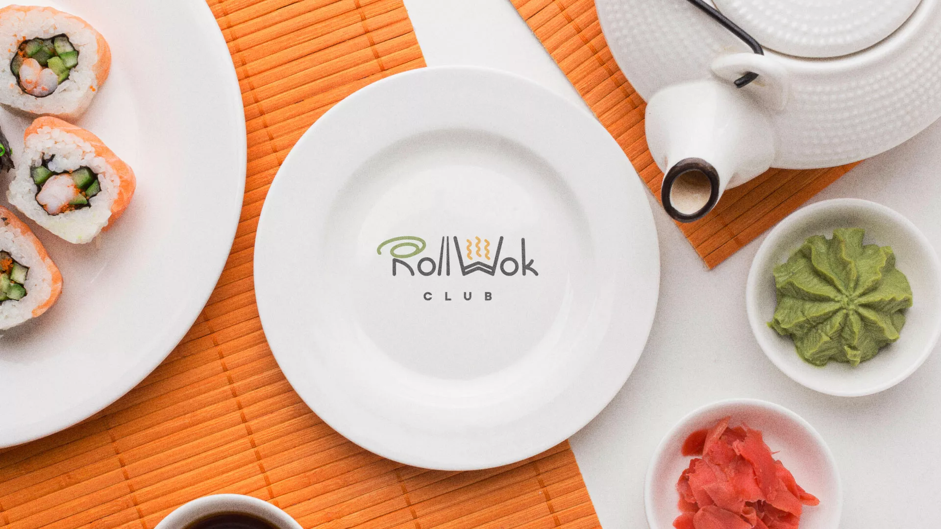 Разработка логотипа и фирменного стиля в Заволжске для суши-бара «Roll Wok Club» Разработка логотипа и фирменного стиля в Заволжске для суши-бара «Roll Wok Club»